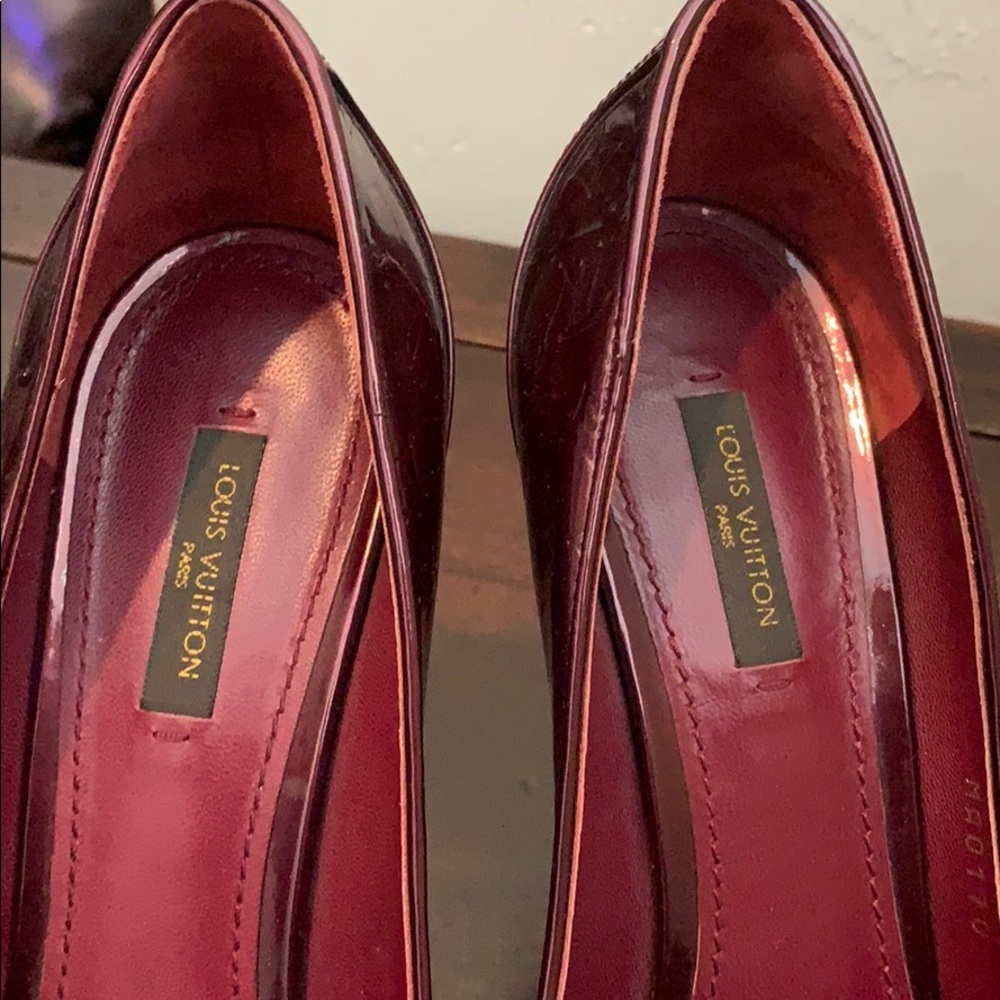 Authentic Louis Vuitton heels size 39 - Picture 4 of 8